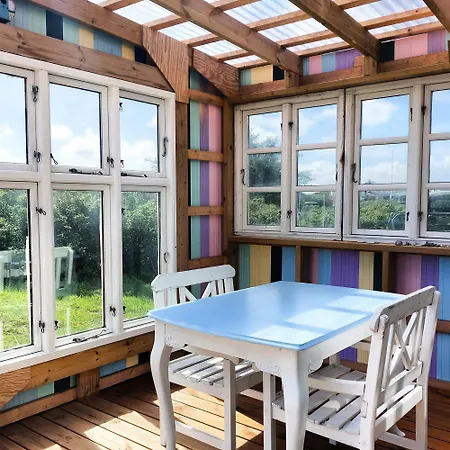 Holiday home Colourful In Near The North Sea *